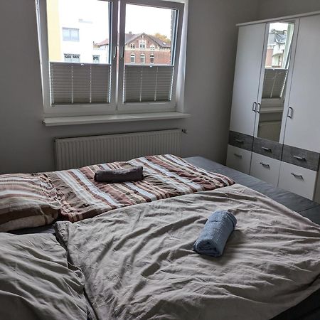 Schoene Einfache Ferienwohnung Zwischen Stadt Und Meer Wilhelmshaven Exterior foto