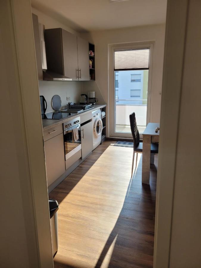 Schoene Einfache Ferienwohnung Zwischen Stadt Und Meer Wilhelmshaven Exterior foto