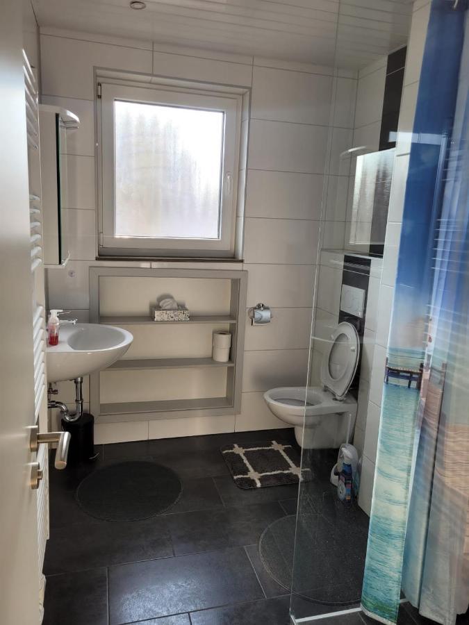 Schoene Einfache Ferienwohnung Zwischen Stadt Und Meer Wilhelmshaven Exterior foto