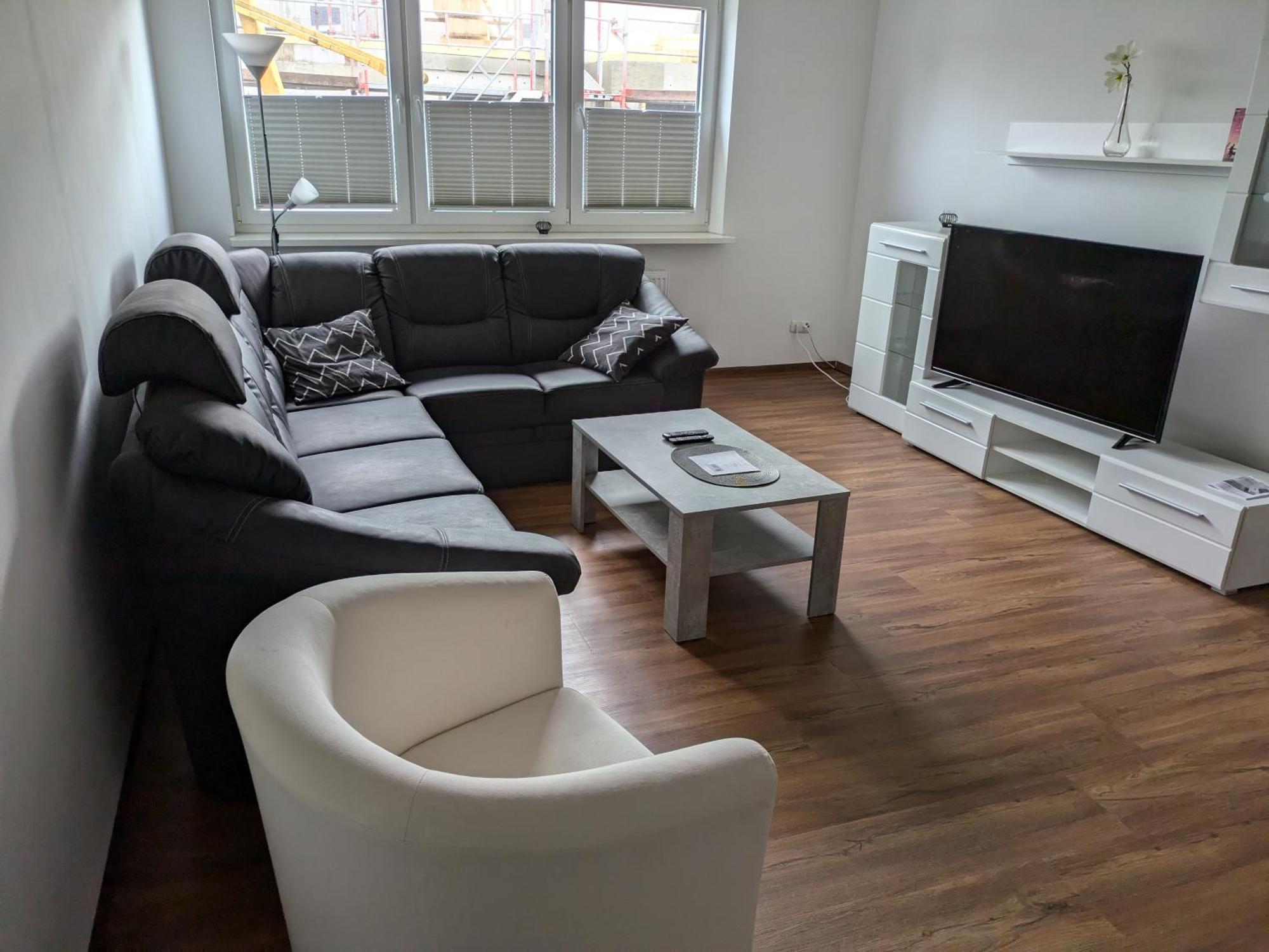 Schoene Einfache Ferienwohnung Zwischen Stadt Und Meer Wilhelmshaven Exterior foto